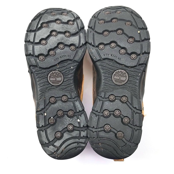 Timberland Kids Hiking Boots Euro shell-toe Classic Leather Boot - Picture 9 of 12